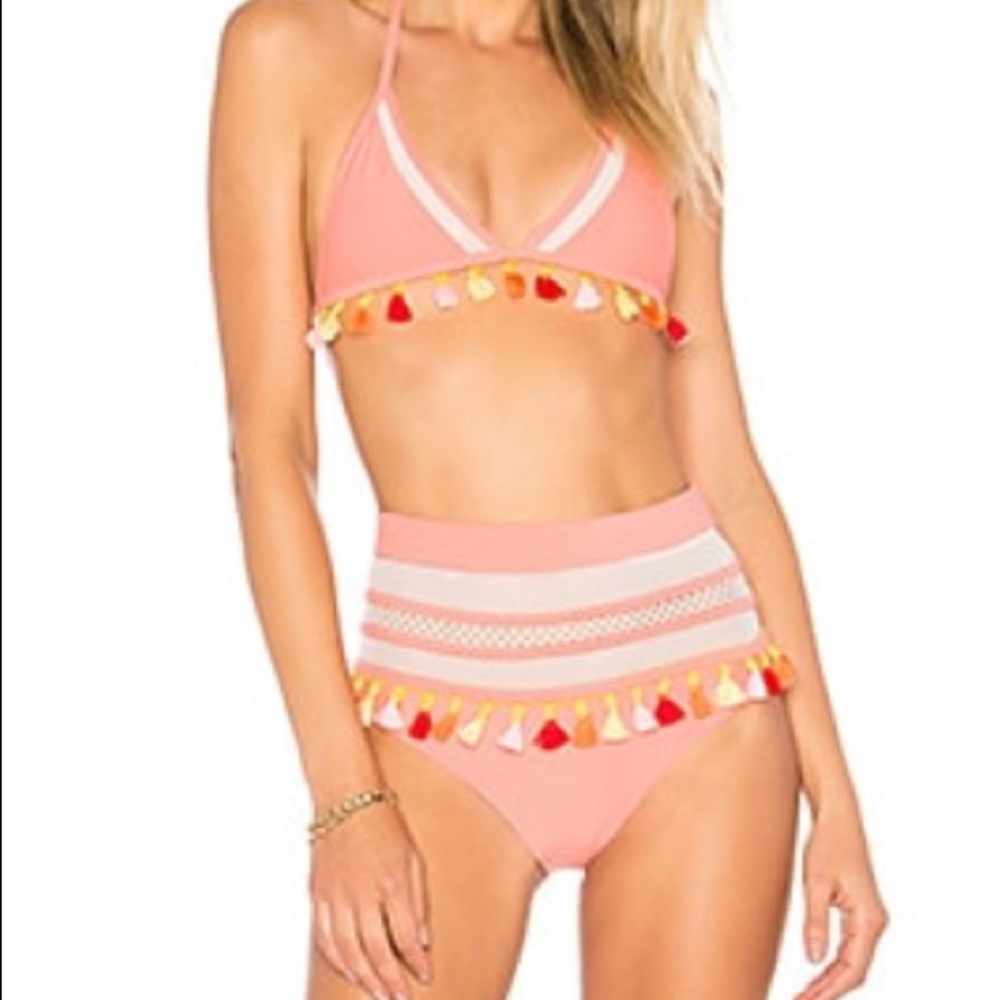 Tularosa frida bikini top